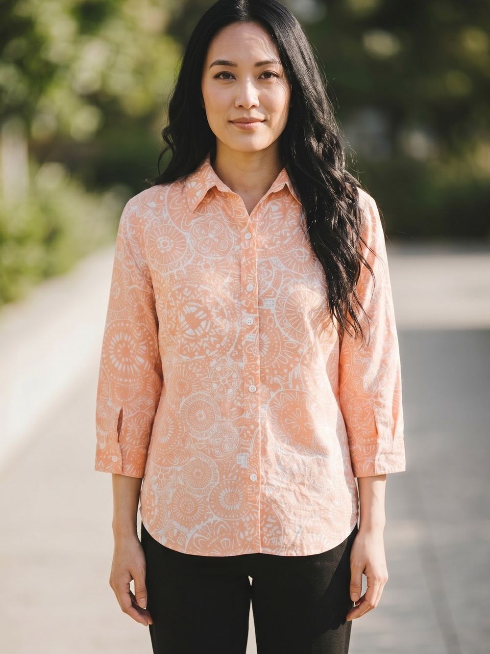 Chico’s No Iron Linen Peach Button-Down Shirt Abstract Design. EUC size 2.5